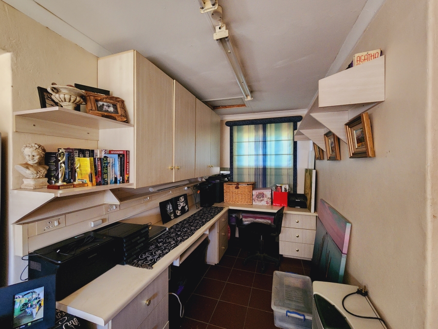 3 Bedroom Property for Sale in Potchefstroom North West
